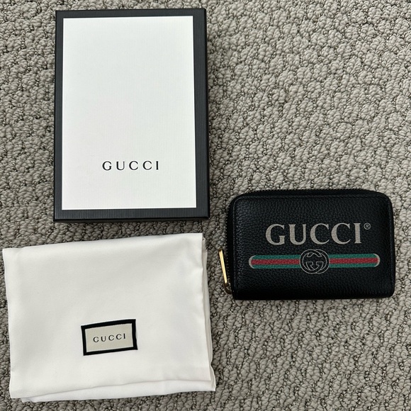 Gucci Print Zip Around Wallet - Picture 3 of 5